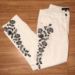 Mac and Me embroidered stretchy slim straight NWOT